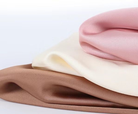 100% Polyester Satin Fabric 185gsm Silk-Like Appearance Trousers , Skirts , Blouses And Dresses